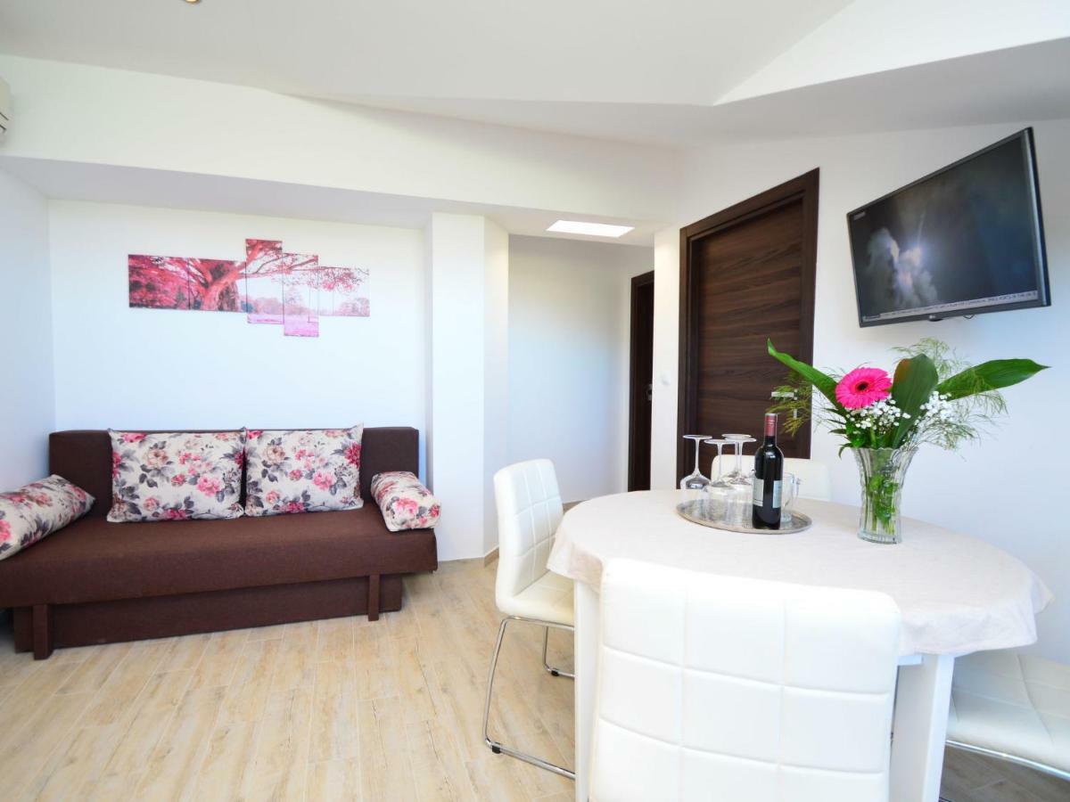 Apartment Rina-3 By Interhome Vodice Exterior photo